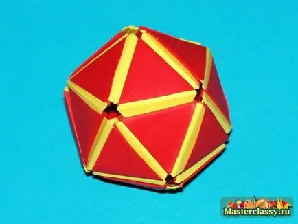 В триъгълна модул Kusudama