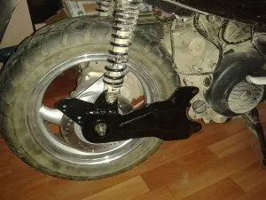 Instalarea discul de frână spate pe Sagita Racer - 150 cm³