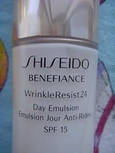 facial de brand de îngrijire a pielii, cu recenzii Shiseido