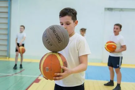 Viktor Dementyev hogyan lesz egy gyermek edző és megtalálni a boldogságot