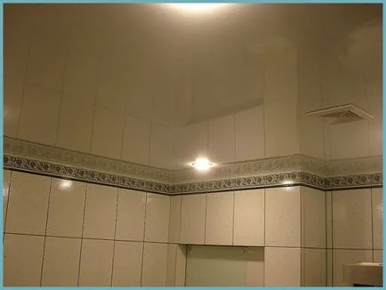 Огледален таван в банята с ръцете си снимки, видео