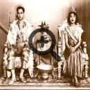 Majestatea Sa Regele Thailandei Bhumibol adunyadet Lui (ix cadru)