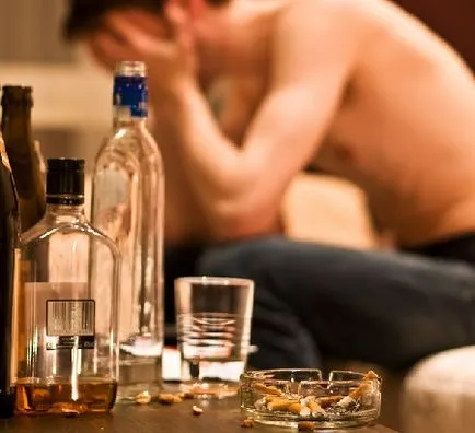 Alkoholos lebomlása az egyes funkciók a fő változásokat és kezelésére