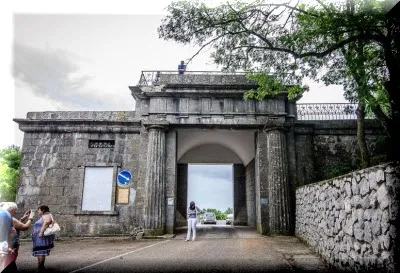 Baidar Gate в Крим снимки, как да се получи на картата, описанието на прохода