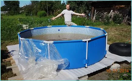 Басейн градина със система за пречистване на водата със собствените си ръце