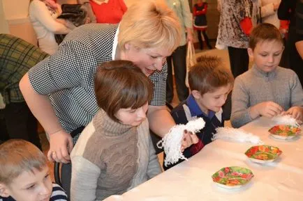 Photo jelentésére mesterkurzust a termelés „Karácsonyi angyalok” a fogyatékos gyermekek