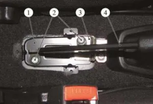 Как да дръпне ръчната спирачка на Lada Грант с ръцете си видео инструкции