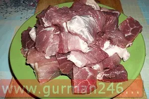 Hogyan kell főzni a pörköltet a sertéshús, sertés gulyás recept