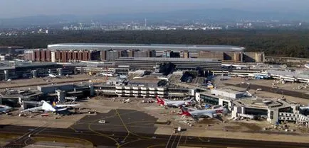 Hogyan működik a változás a frankfurti repülőtéren egy csatlakozó járatot
