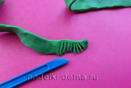 Cum sa faci un pom de Crăciun din plastilină, pas cu pas clasa Wizard, o cutie de idei și ateliere