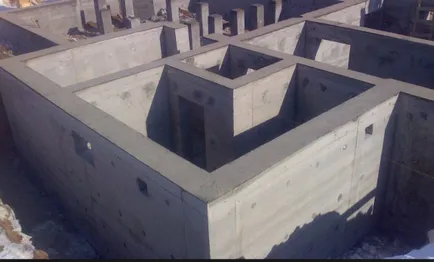 Cum să toarne fundația pentru instalarea podvalominstruktsiya casa cu propriile lor mâini, în special în clădiri