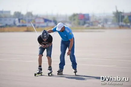 Пързаляне на ролкови ски