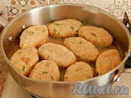 Пилешки котлети с картофи - рецепта със снимки