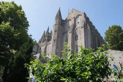 Mont-Saint-Michel - Abbey vagy turisztikai attrakció