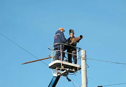 Монтиране на улично осветление