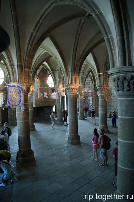 Mont-Saint-Michel - Abbey sau atracție turistică