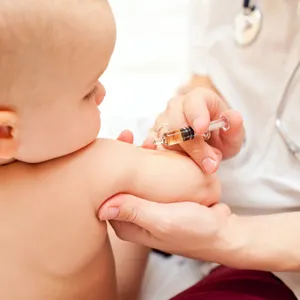 Pot să se infiltrează vaccinat împotriva hepatitei B, o baie copilul după vaccinarea împotriva hepatitei B