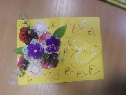 Tömeges képeslap kezük március 8 technikáját kollázs virágos