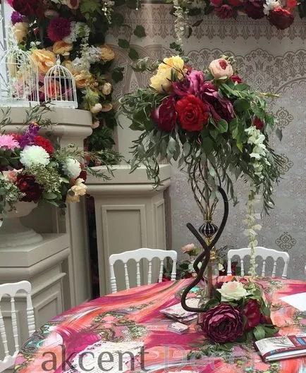 Efectuarea de flori vii, artificiale, cort, sala de nunta petale de trandafir