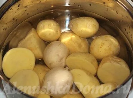 cartofi fierți cu ierburi