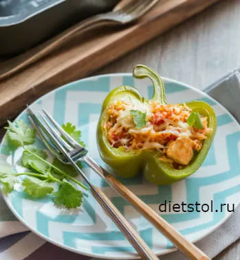 Peppers пълнени с пилешко месо и ориз