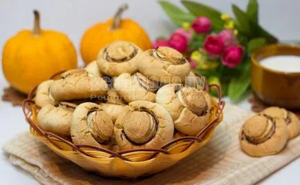 Cookie-ciuperci (champignon), fără formă, reteta cu fotografie, toate mesele