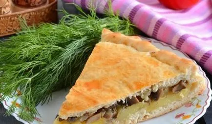 Pie с картофи и гъби отворен, пълнител, всмукване