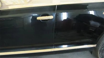 Полиране орган кола в черно с ръцете си видео