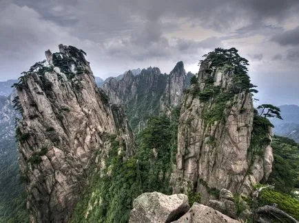 Locurile afișate pe bancnotele din China