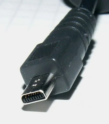 A pin mikro-USB-csatlakozóval