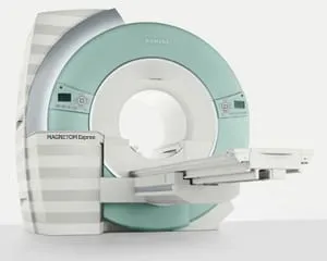 Tedd gerinc MRI gyermekek Szentpéterváron, az árak MRI