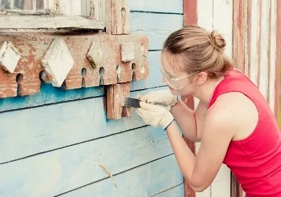 Slefuirea si pictura casa din lemn - preturi lucrari
