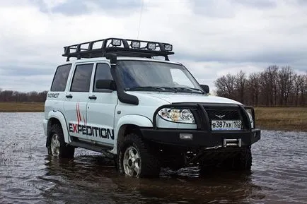 Modern masina de tuning UAZ Patriot pentru toate gusturile