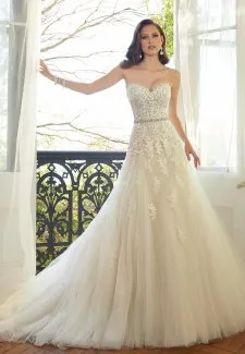 Rochii de mireasa Sophia Tolli