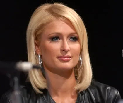 Társaságbeli Paris Hilton és a frizuráját fotók, vélemények, fotók hajvágásra és frizura