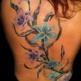 Lily tetoválás értelmében - a szó egy szimbólum, a lányok és fiúk
