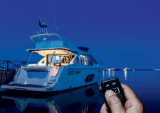 Motor cu barca & amp; Revista Yachting despre iahturi și bărci