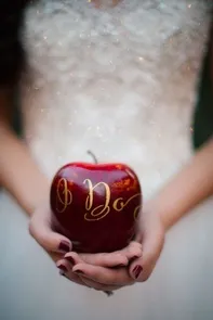 alma esküvő