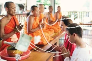 Buddhista esküvő jellemzői