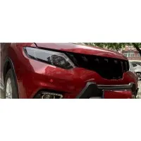 Fényes fekete hűtőrács Nissan X-trail T32 2014-16 tuning