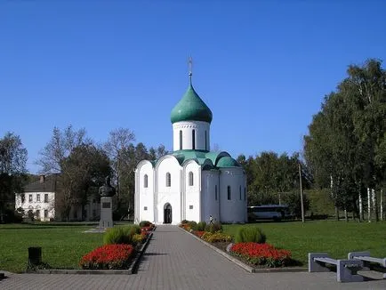 Какво да се види в Pereslavl забележителностите на града със снимки, адреси и описание