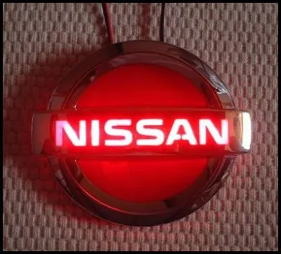 Най-подсветка табелката Nissan, авто-схема - занаяти за автомобили с ръцете си