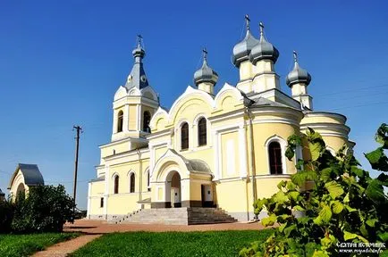 Atracții Shlisselburg și fructe cu coajă, care este în valoare de un aspect (fotografii, adrese, descrieri)