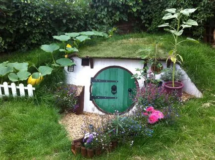 Casa de hobbit cum se poate construi un „dugout“ confortabil