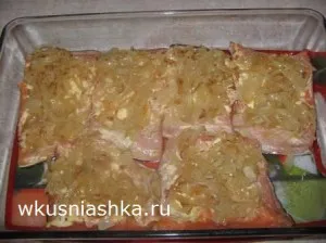 Pink сьомга с гъби и сирене на фурна, вкусни рецепти