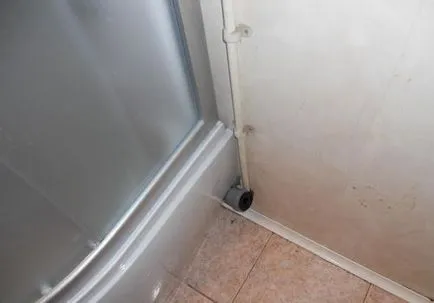 Utasítás tömítő kerülete a zuhany video oktatóanyagokat a kezüket