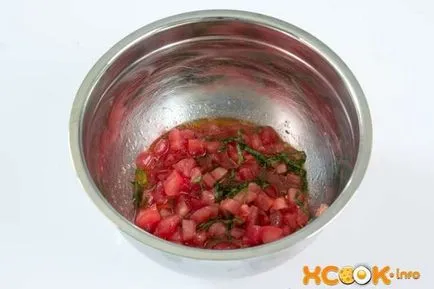 Bruschetta paradicsommal és bazsalikommal - főzés recept egy fotó