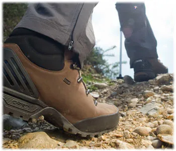 În lupta împotriva bătături și pantofi raznashivanii trekking