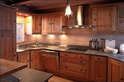 Hogyan lehet díszíteni a konyhában egy faház stílusú