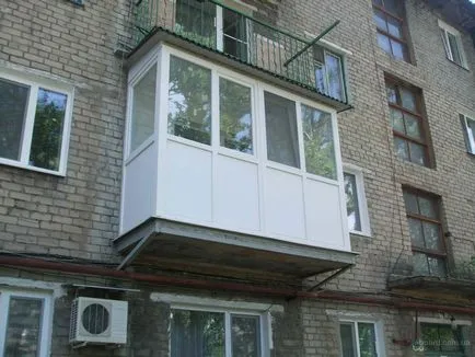 Колко тегло може да издържи един балкон в къщата на панела